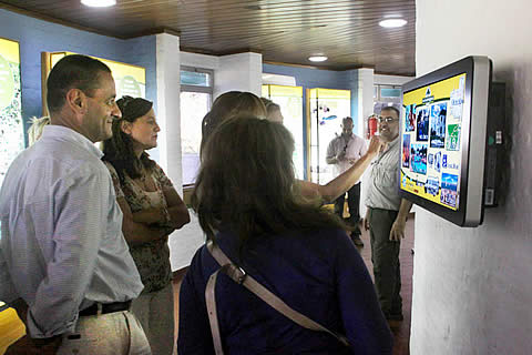 Kiosk touchscreen Parque Luro