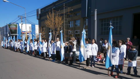 Acto Día del Maestro en Pico