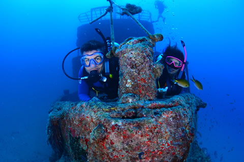 Playas paradisíacas y buceo nocturno en Porto de Galinhas